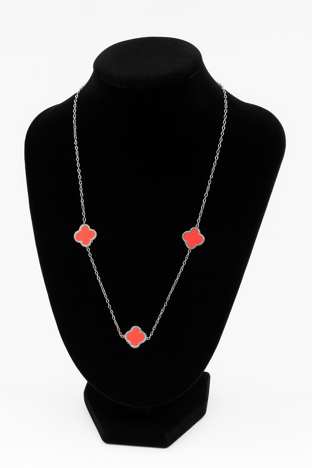 Mizori Jewelry stainless steel silver pink 13mm clover necklace on stand elegant water resistant fashion jewelry