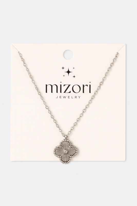 Mizori Jewelry stainless steel silver clover necklace 13mm pendant