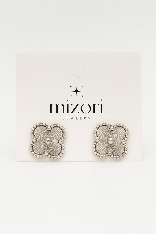 Mizori Jewelry stainless steel silver 13mm clover earrings